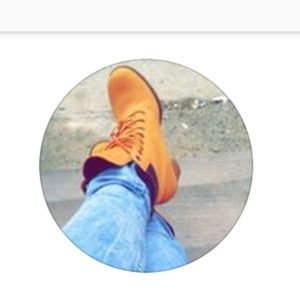 Meet your Posher, Lydia